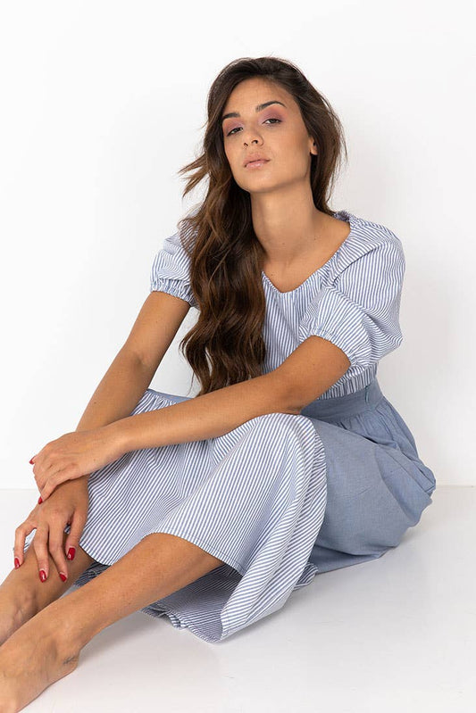 langer gestreifter Baumwollrock aus Öko-Tex Baumwolle kombiniert mit passendem Crop Top