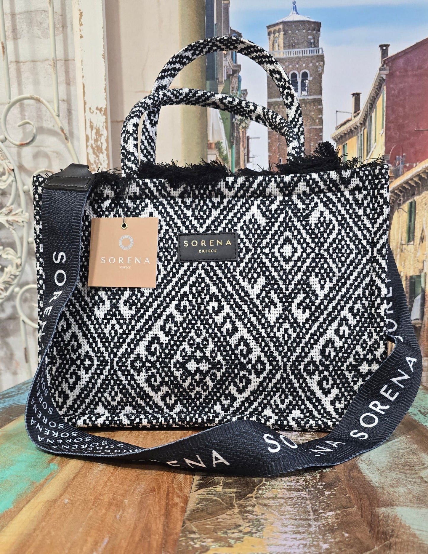 sorenaroxanimediumtotebag_2