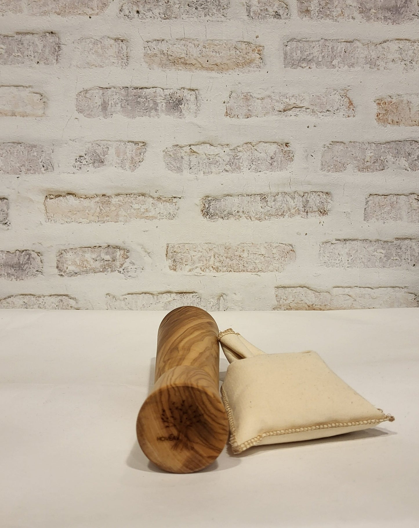 Salz-/Pfeffermühle aus Olivenholz