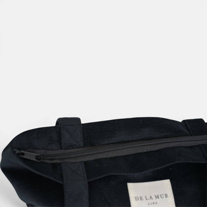 De La Mur Aza großer Samt Shopper in Schwarz