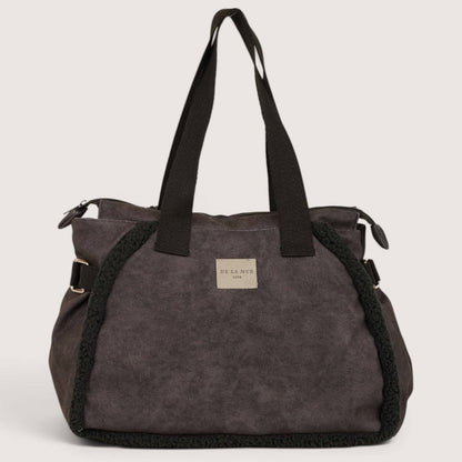 Große schwarze De La Mur Cene Tasche aus Material in Lederoptik und weichem Teddyfell mit Schulterhenkeln