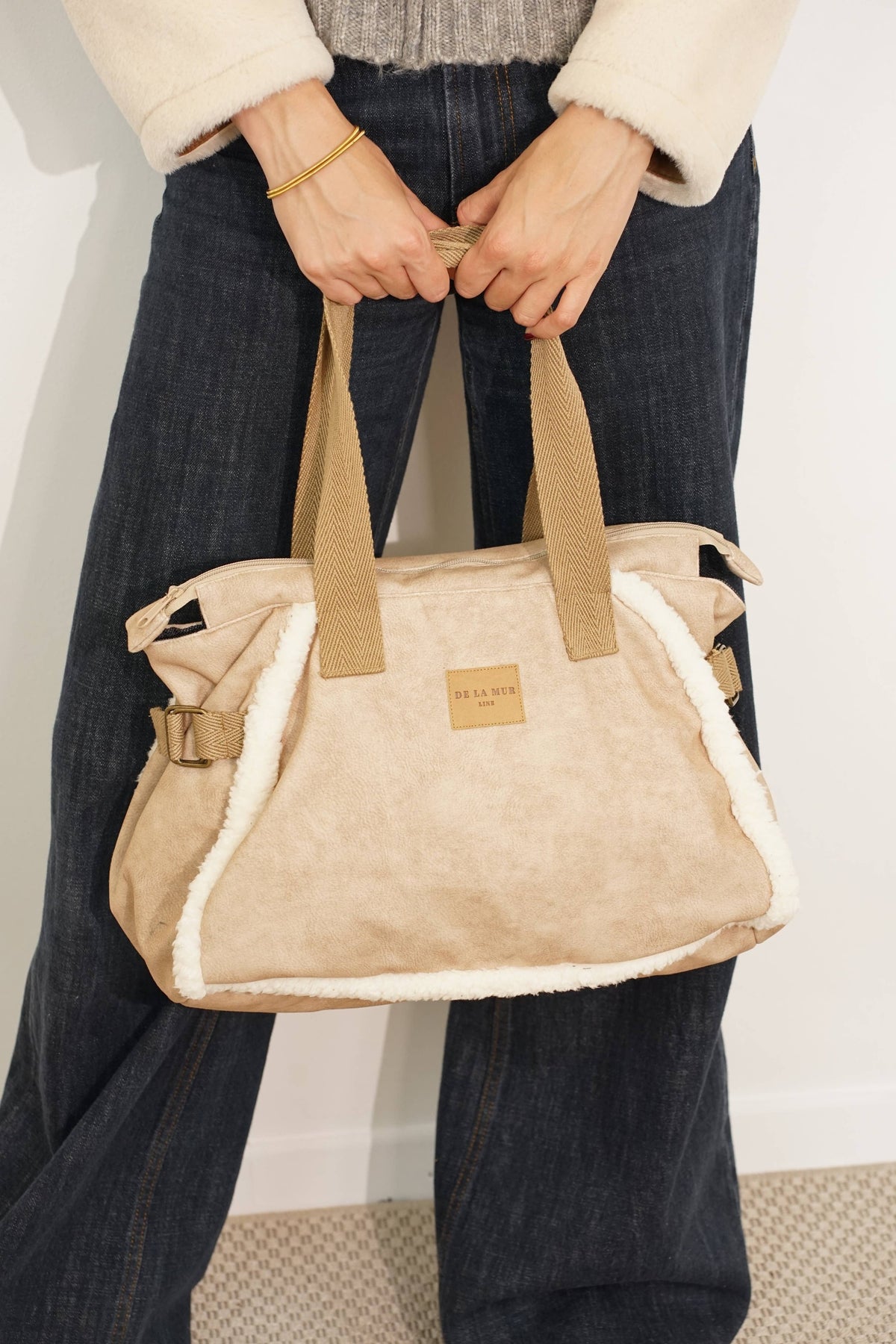 Große De La Mur Cipria Tasche in Camel und Ecru