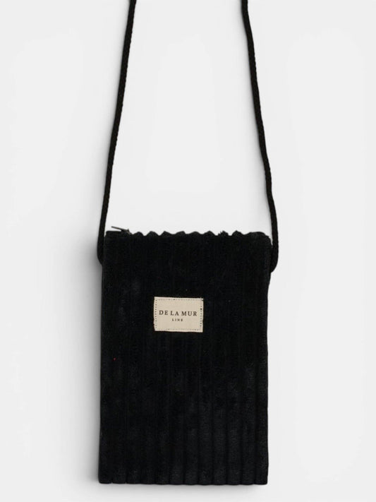De La Mur Curly Handytasche aus schwarzem Breitcord mit langem schwarzem Trageband
