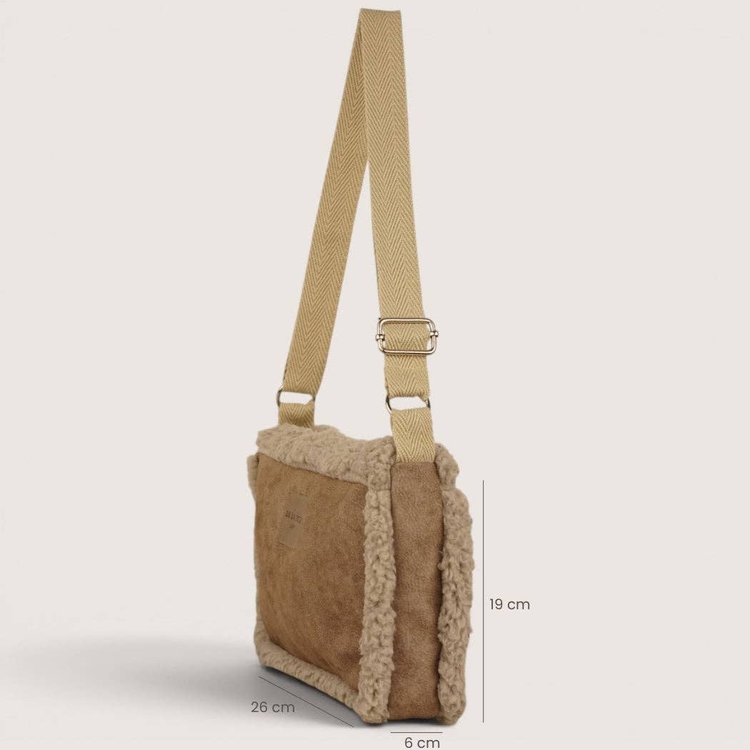 De La Mur Noce Double-Face-Schultertasche mit beigem Teddyfell
