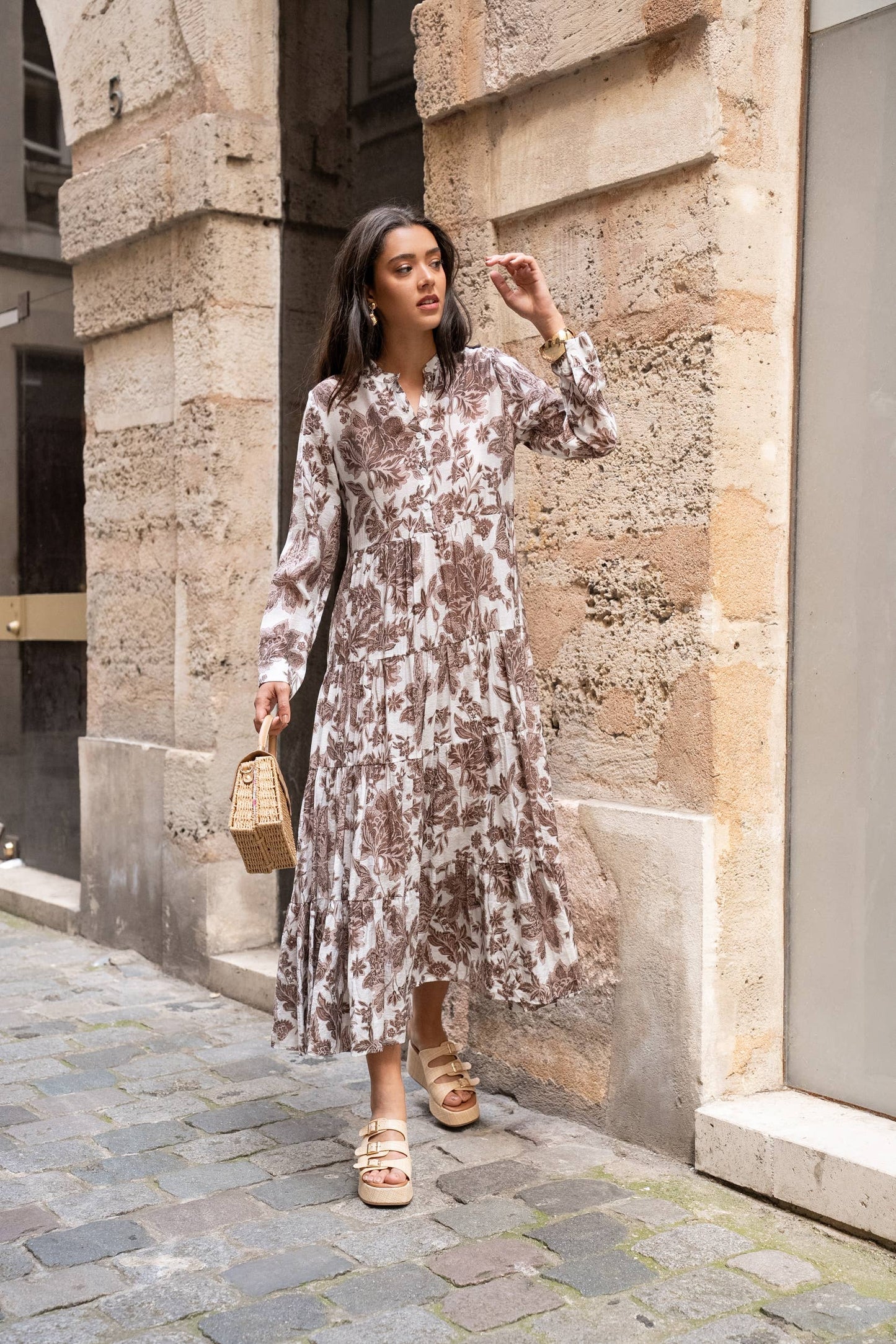 kleid marbella mit blumenprint ganzkörperansicht