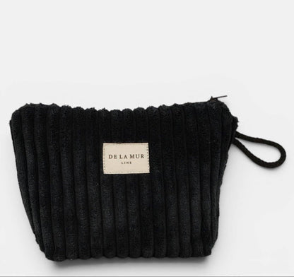 Kleine De La Mur Curly Kosmetiktasche aus schwarzem Breitcord
