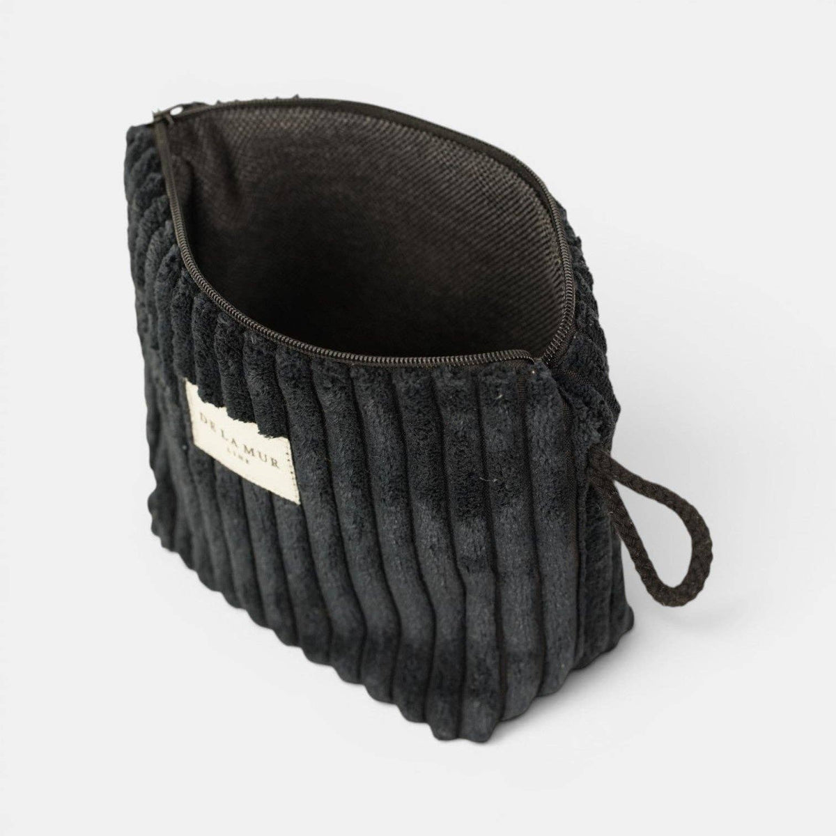 Kleine De La Mur Curly Kosmetiktasche aus schwarzem Breitcord