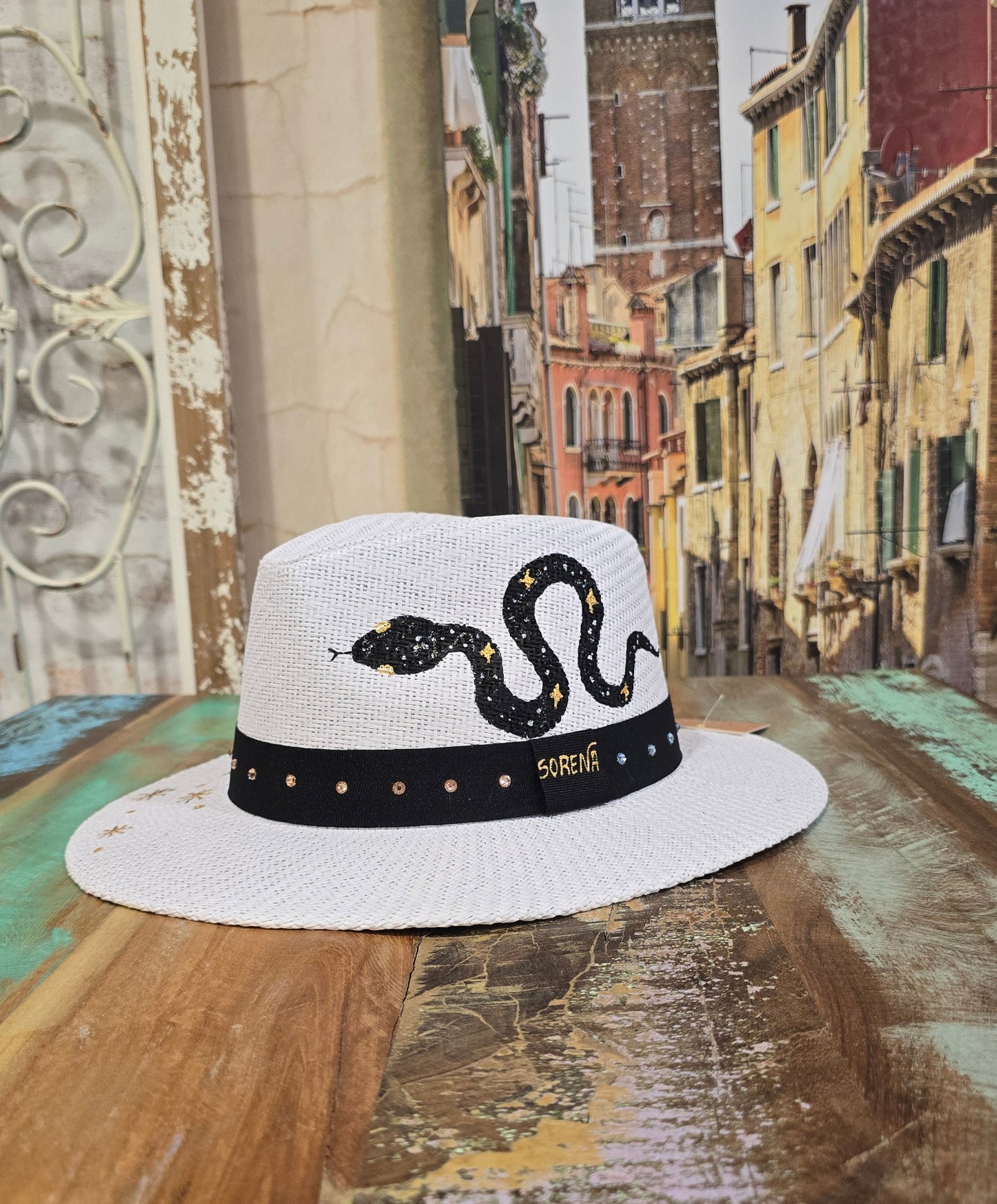 sorena hat snake1