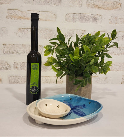antipastiteller aus handgemachter keramik blau