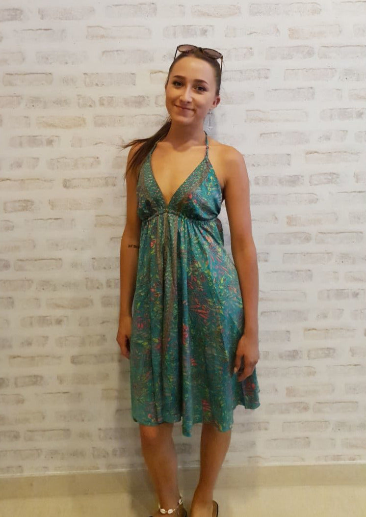 donatella-bekleidung-kleid-kurz-gruen-pink-vorne-rotated